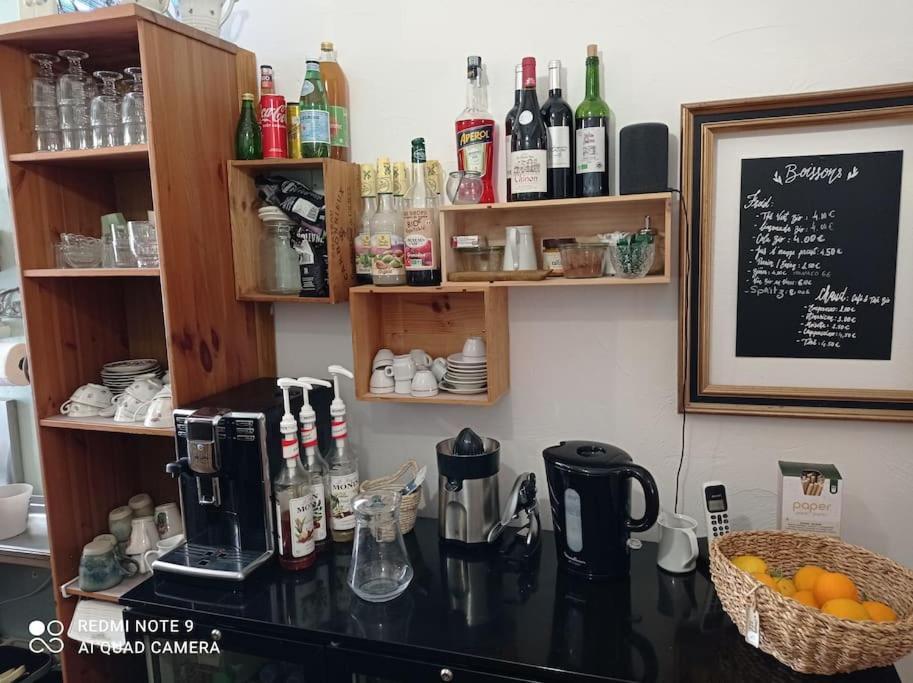 Chambre Atypique Dans Cafe Healthy Сен-Поль-де-Ванс Экстерьер фото